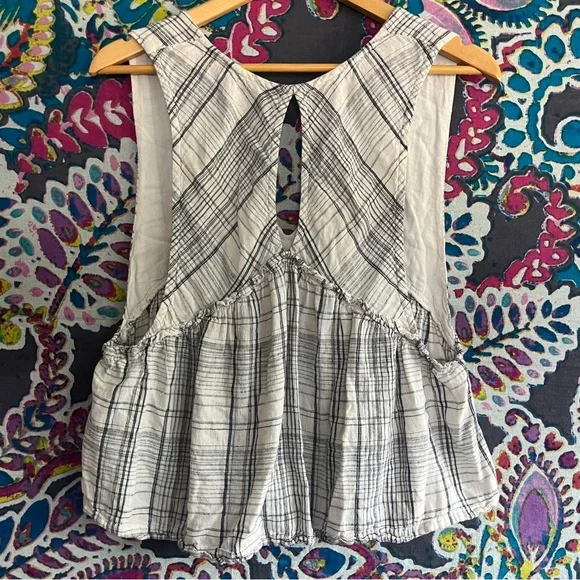 Urban Outfitters UO Linen Melody Plunging Babydoll Top Medium Gray White Plaid - Picture 6 of 11